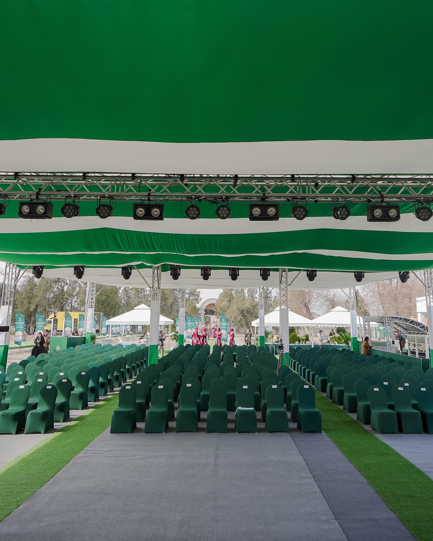 Royal Central Park Presentation